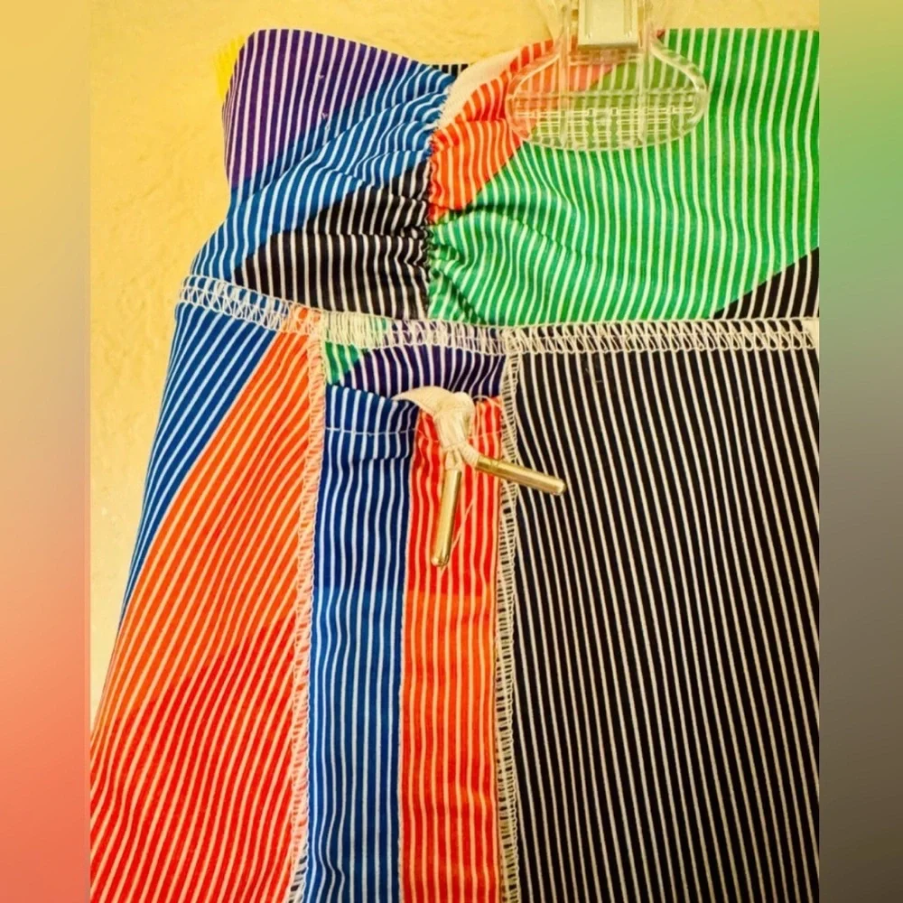 Colorful Antigua size M Skort print skirt shorts sport tennis golf pickleball